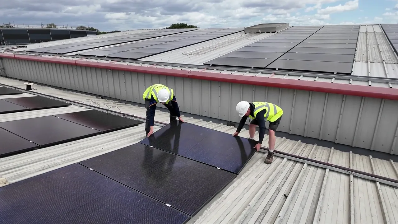 Burnside Eurocyl factory roof with the Infinite Energy solar installation