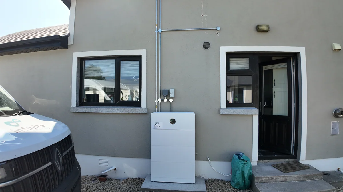 GoodWe inverter and battery installed at Alan O’Reilly’s home